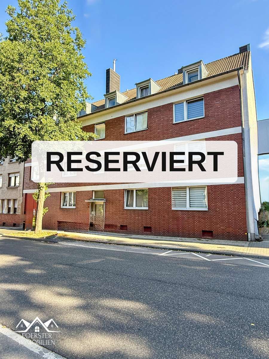 +Solides 9 Familienhaus mit Garage und Gartengrundstück+ in guter Lage von Aachen-Mitte+.